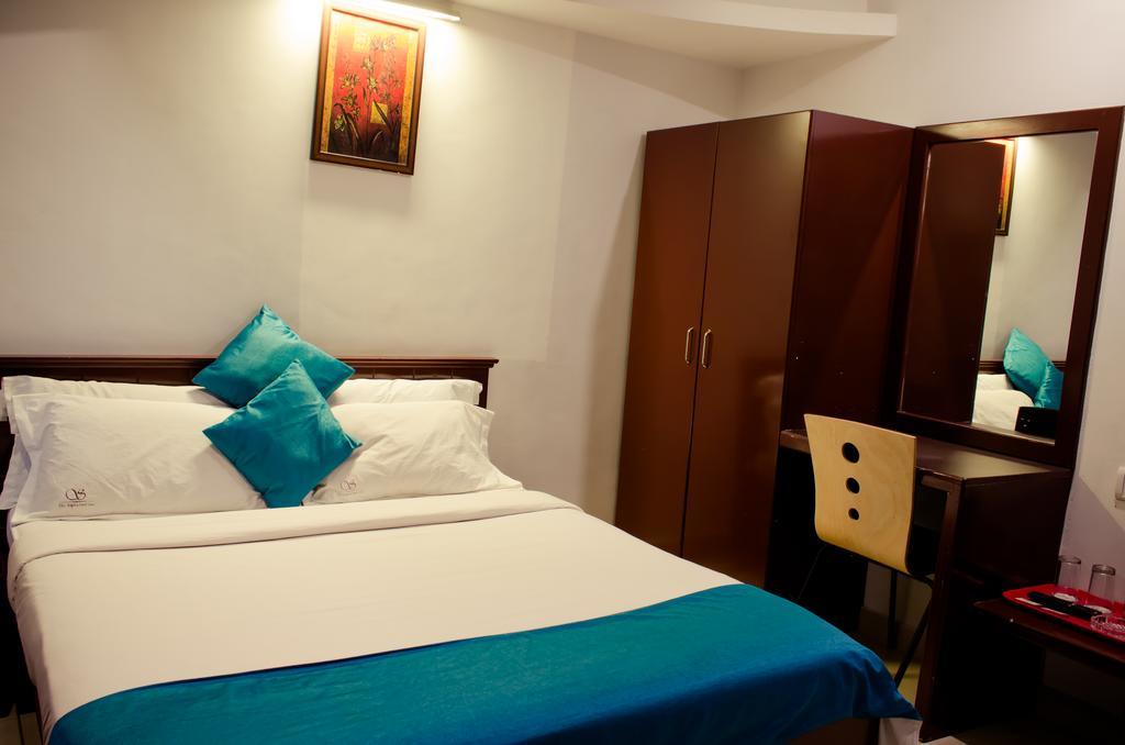 The Signature Inn Bangalore Zimmer foto